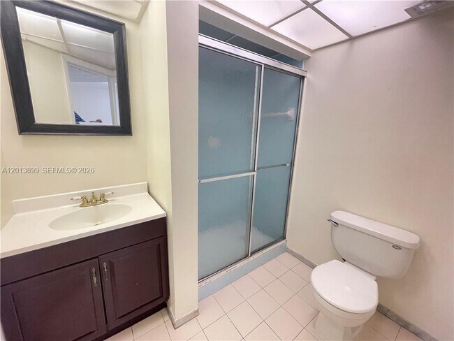 Building Photo - 8051 S Colony Cir