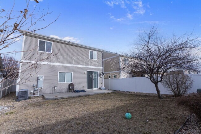 Building Photo - 5555 Kirk St