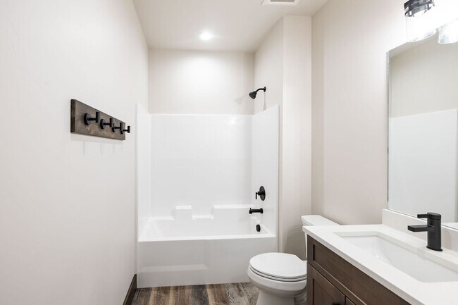 Building Photo - BRAND NEW 2 Bed/1 Bath ADU Home with Garage & Private Yard in Sugar City - Utilities Included!