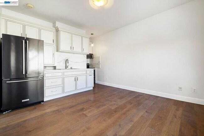 Building Photo - 3479 Gravina Pl