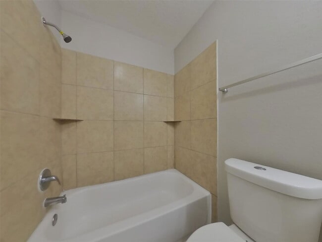 Building Photo - 4615 Tealgate Dr