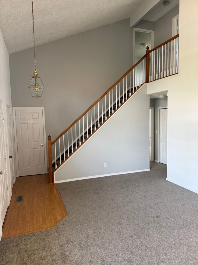 Building Photo - 6645 Greylock Dr