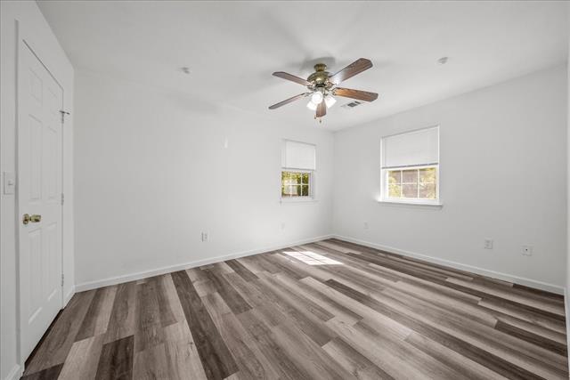 Building Photo - 212 N Wood St