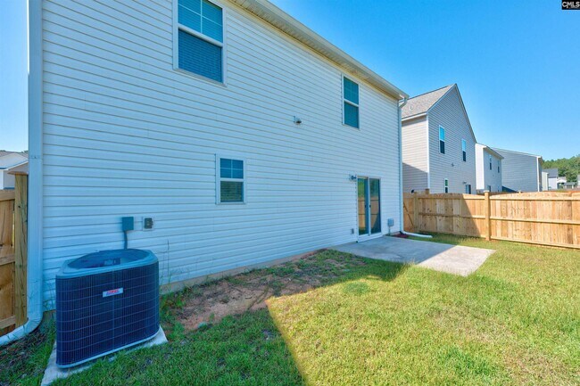 Building Photo - 280 Savannah Wood Rd