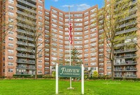 Building Photo - 61-20 Grand Central Pkwy