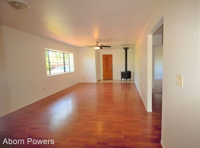 Building Photo - 2 br, 2 bath House - 2784 Oak Creek Court