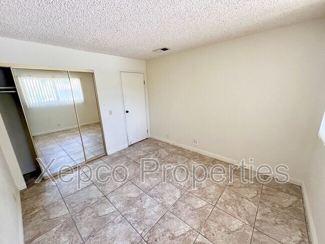 Building Photo - 2857 N Los Felices Rd