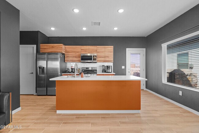 Building Photo - 12369 Polo Norte Dr