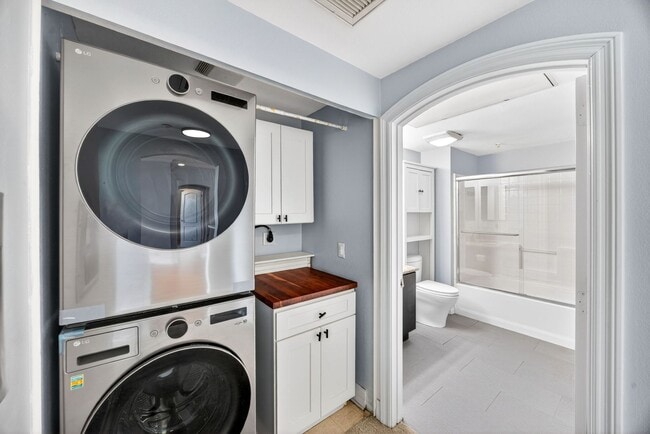 Building Photo - Luxury Downtown San Diego Condo | 2BR/2BA at Park Blvd West – $3,300/mo