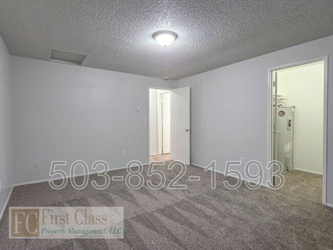 Building Photo - 1380 NE 186th Ave