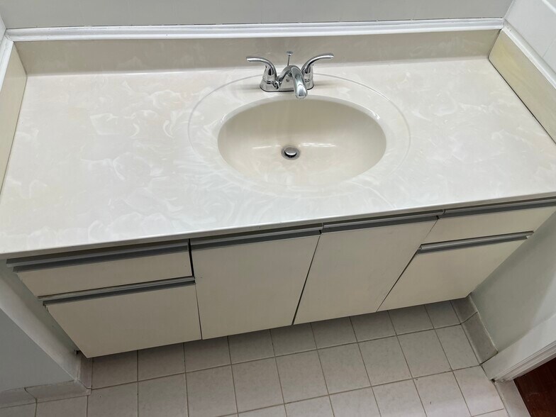 Building Photo - 5505 Seminary Rd