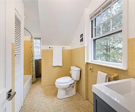 Bathroom - 34 Blodgett Ave
