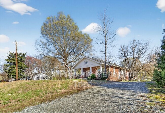 Building Photo - 2405 Freeman Mill Rd