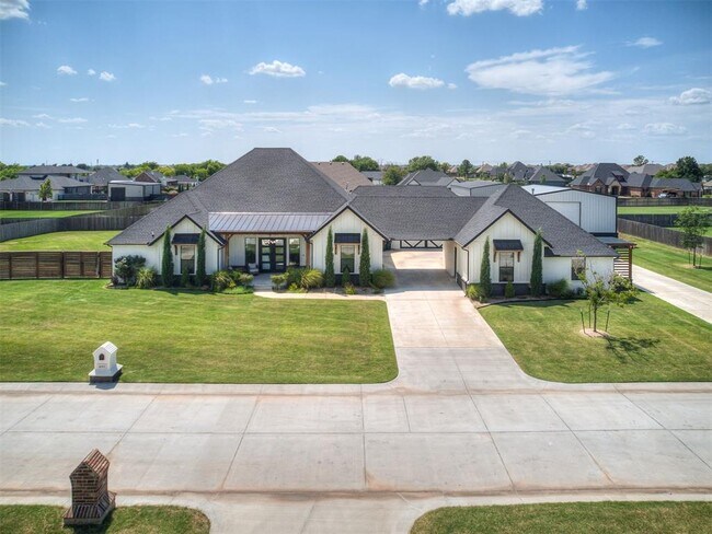 Building Photo - 4001 Timber Valley Dr