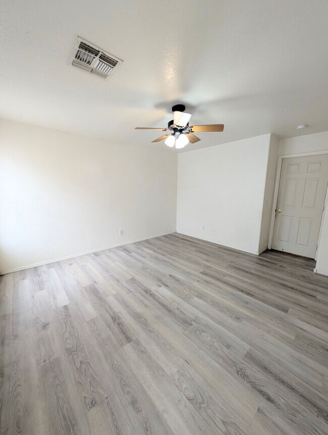 Building Photo - Lovely home in Lesuer Estates Mesa!!