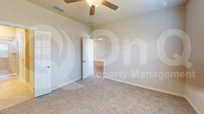 Building Photo - 5115 Bonanza Dr