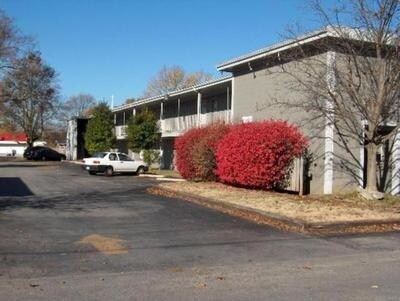 Primary Photo - Windsor Court Plaza