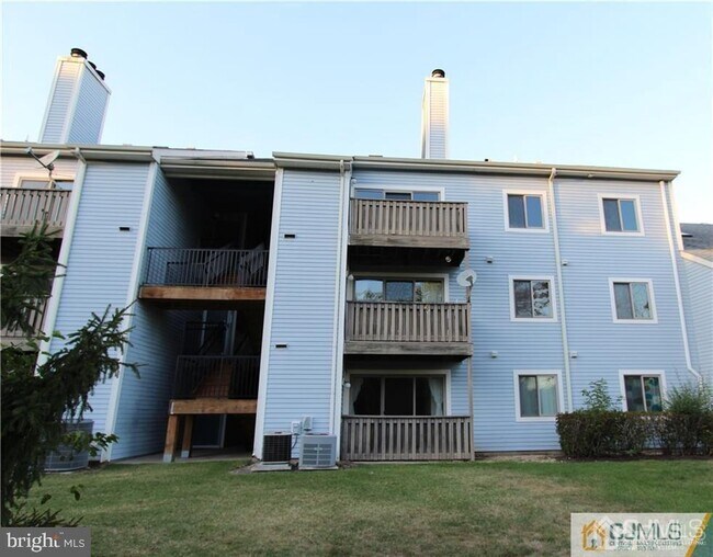 Building Photo - 1016 Aspen Dr