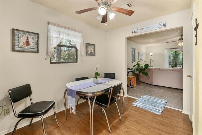 Building Photo - 3805 Lone Man Mountain Rd