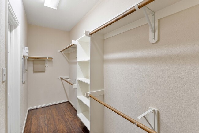Building Photo - 13814 McKinney Creek Ln