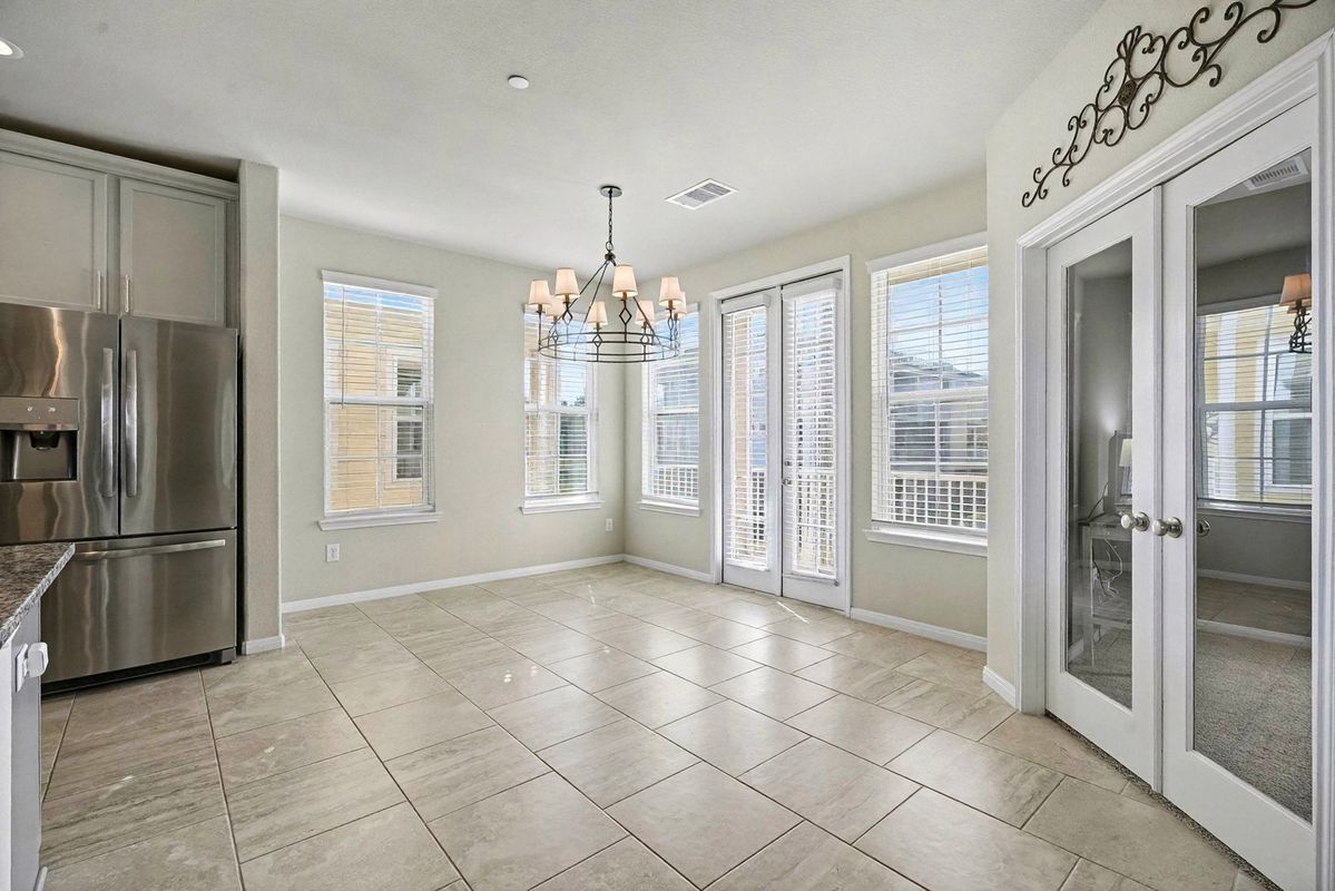 Building Photo - 1412 Veranda Mist