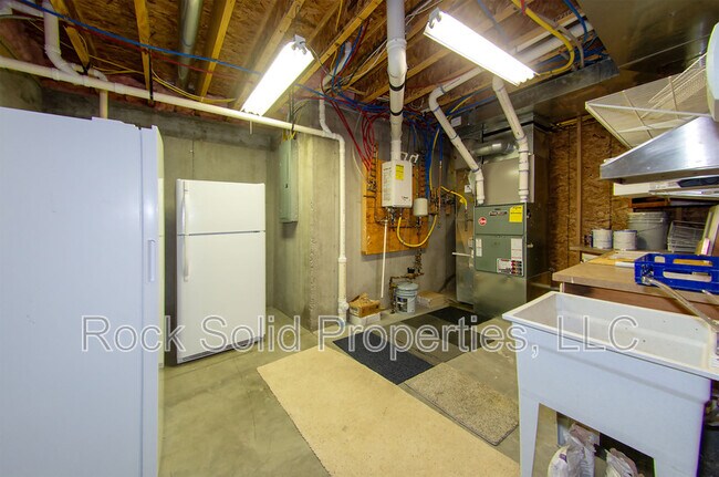 Building Photo - 7513 Jacob Pl