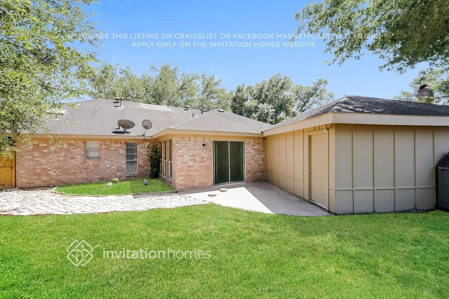 Building Photo - 3243 Cherry Springs Dr