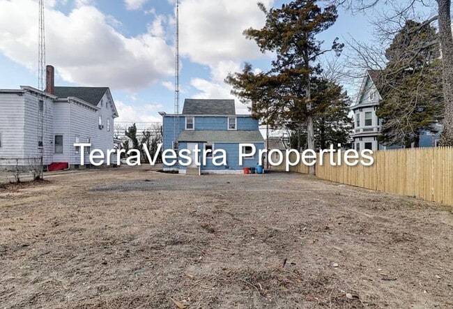 Building Photo - 3 Bed Single Family in Port Norris. Eligib...