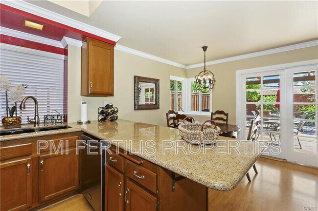 Building Photo - 7175 Summerfield Pl