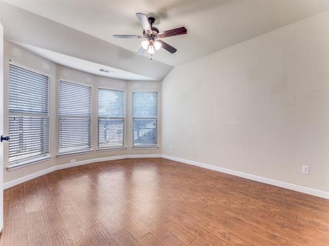 Building Photo - 544 Braewick Dr