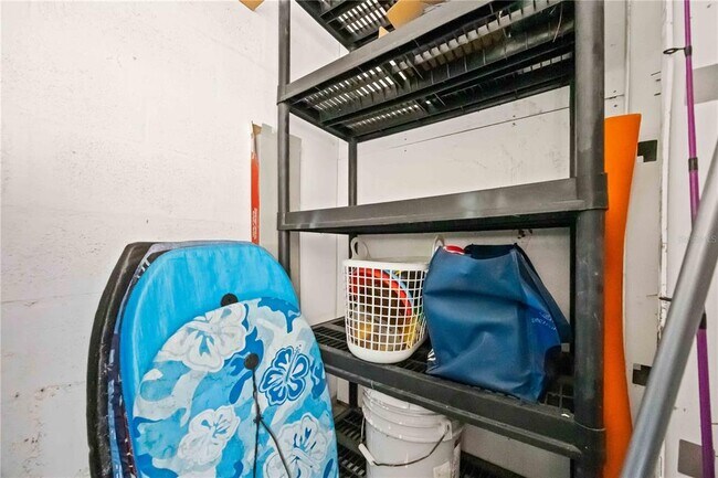 Building Photo - 3607 E Bay Dr