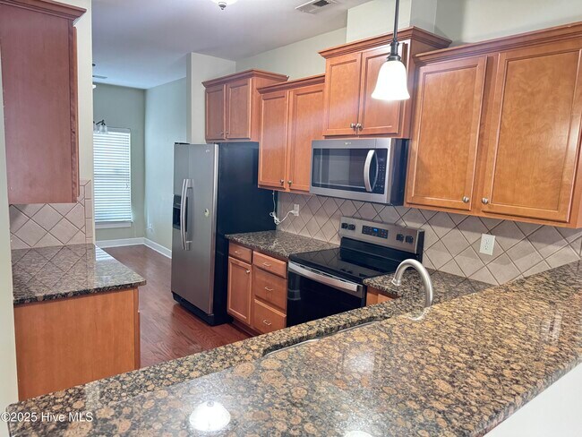 Building Photo - 1801 Fox Den Way