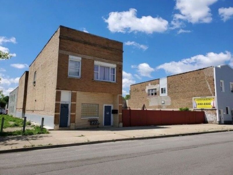 Building Photo - 353 E Kensington Ave