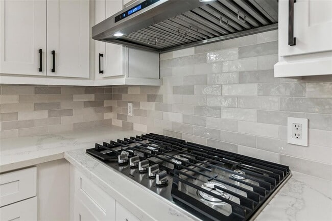 Building Photo - 3931 Bratton St