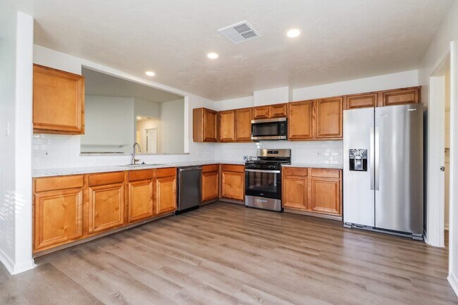 Building Photo - 1506 Imperial Manor Ln