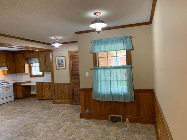 Building Photo - 1403 Brownlea Dr