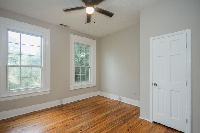 Building Photo - 315 W Chappell St