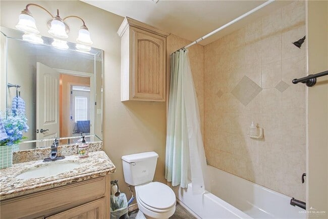 Building Photo - 30 S 48th Ln