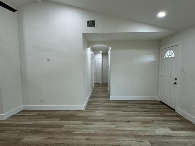 Building Photo - 625 Camilla Ln