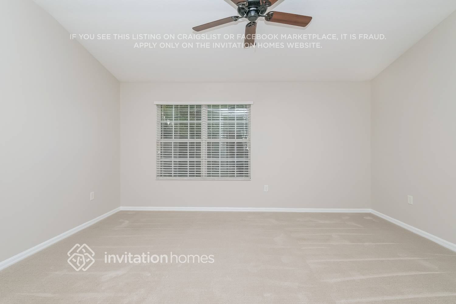Building Photo - 15829 Fishhawk View Dr