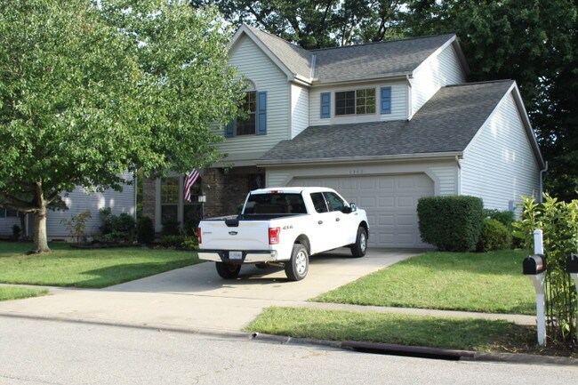 right corner - 1343 Sprucewood Ct