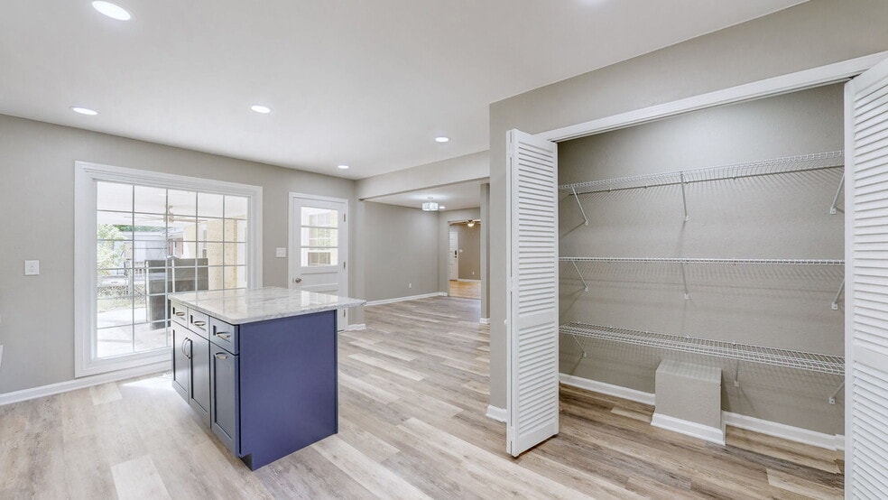 Kitchen w/ Large Pantry - 1306 Wilford St