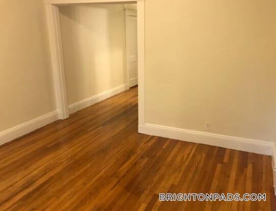 Building Photo - 9 Egremont Rd