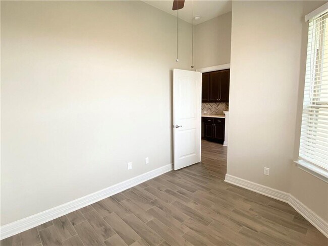 Building Photo - 2705 Rabbit Creek Dr