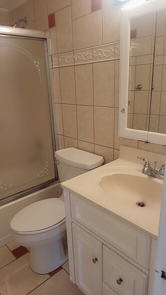 Building Photo - 5033 NW 7th St