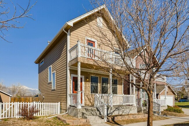 Primary Photo - $2170 | 3BR / 3.5BA | Pet Friendly Townhou...