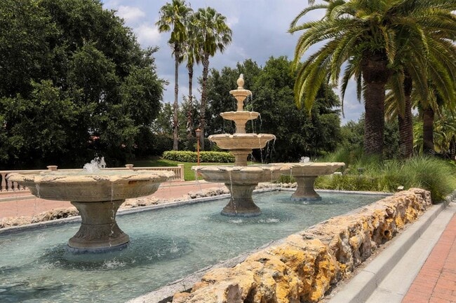 Building Photo - 4430 Corso Venetia Blvd