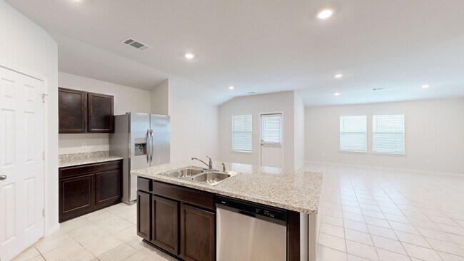 Building Photo - 9606 Falme Ln