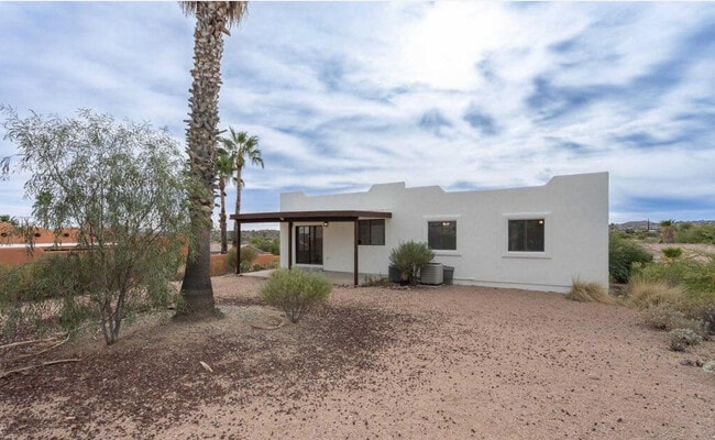 Building Photo - 15013 N Calle Del Prado