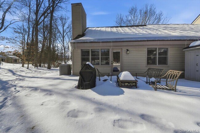 Building Photo - 180 Heritage Hills